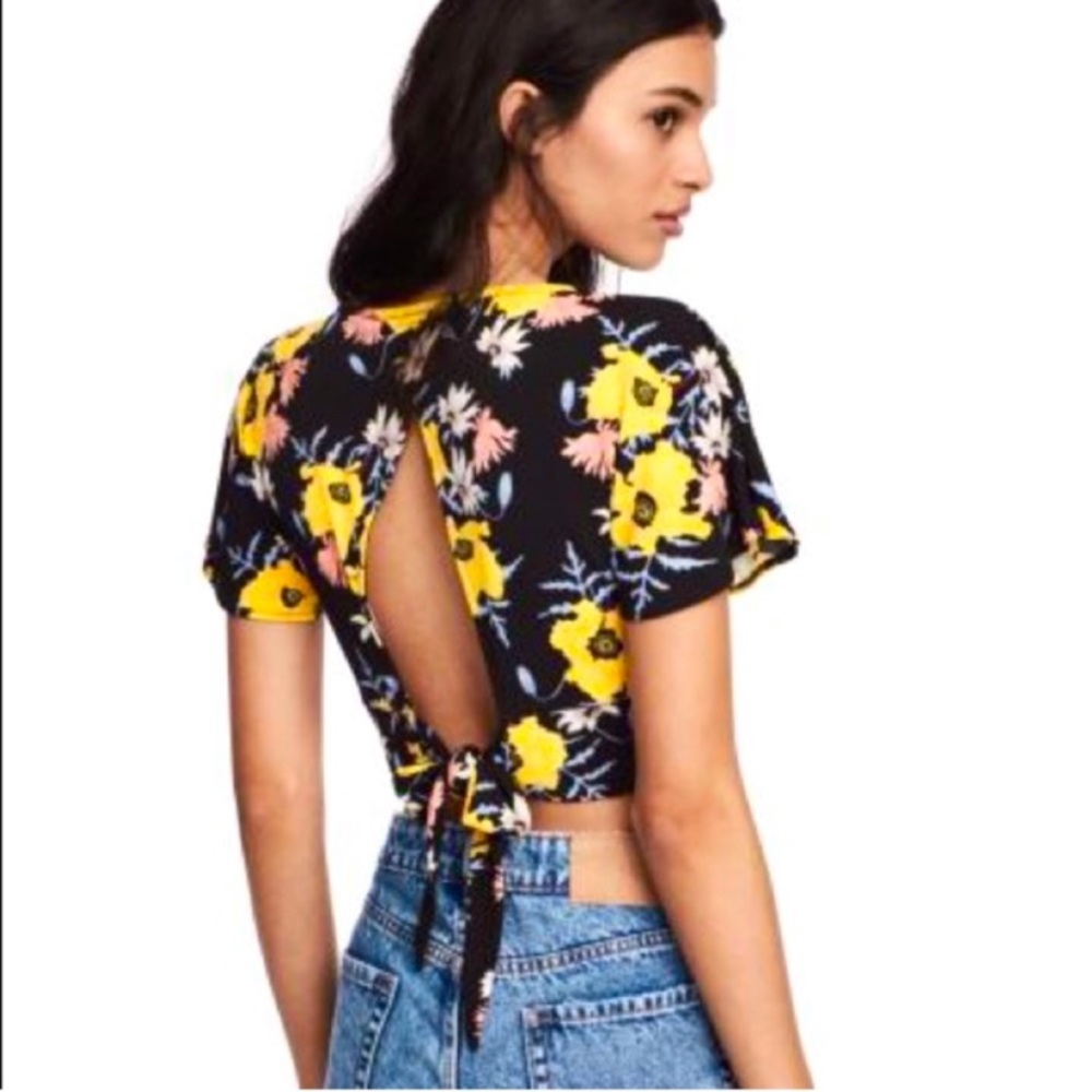 Divided open back top
